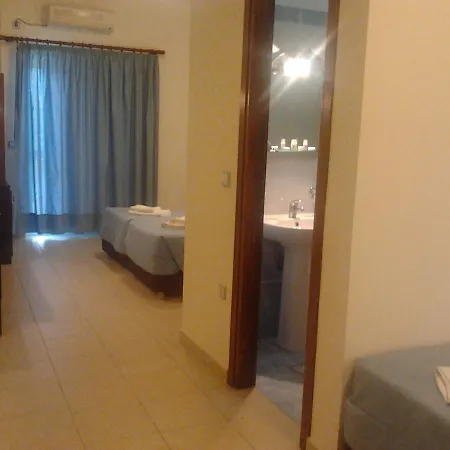 Hotel Ionion Star 2*