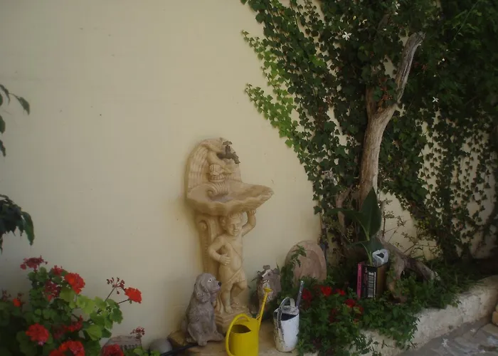 Ionion Star فندق 2*