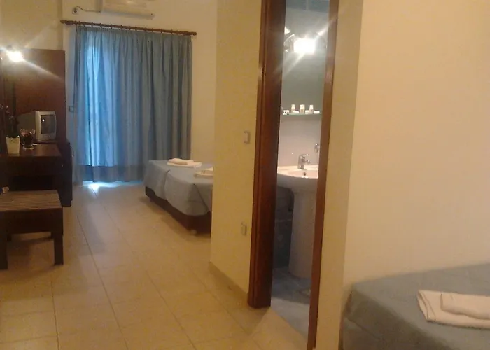 Hotel Ionion Star 2*