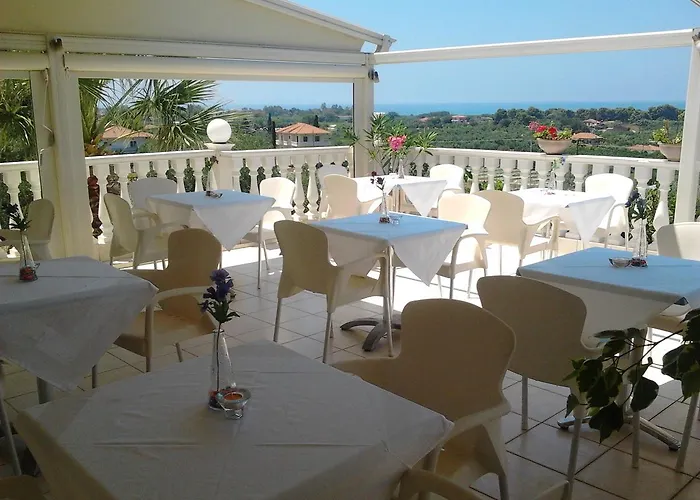 Hotel Ionion Star Tholon