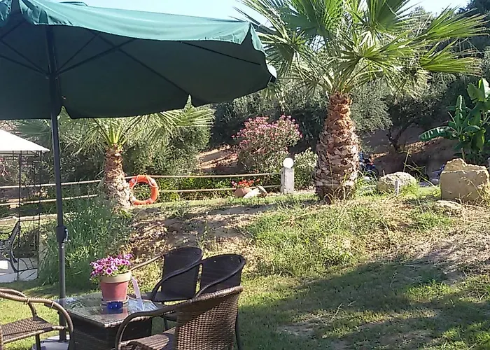 Ionion Star فندق 2*